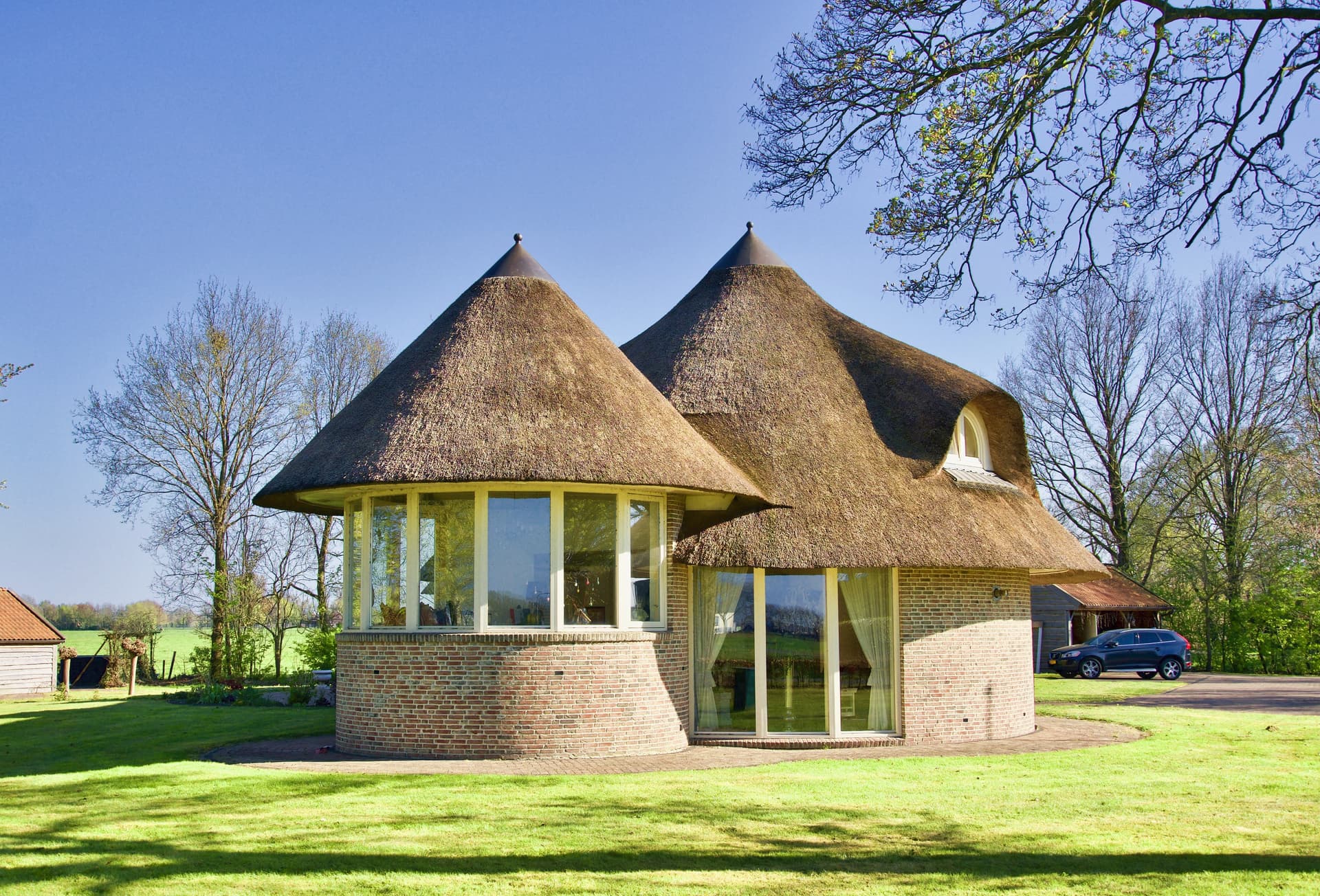 Thatched Outbuilding Roofing